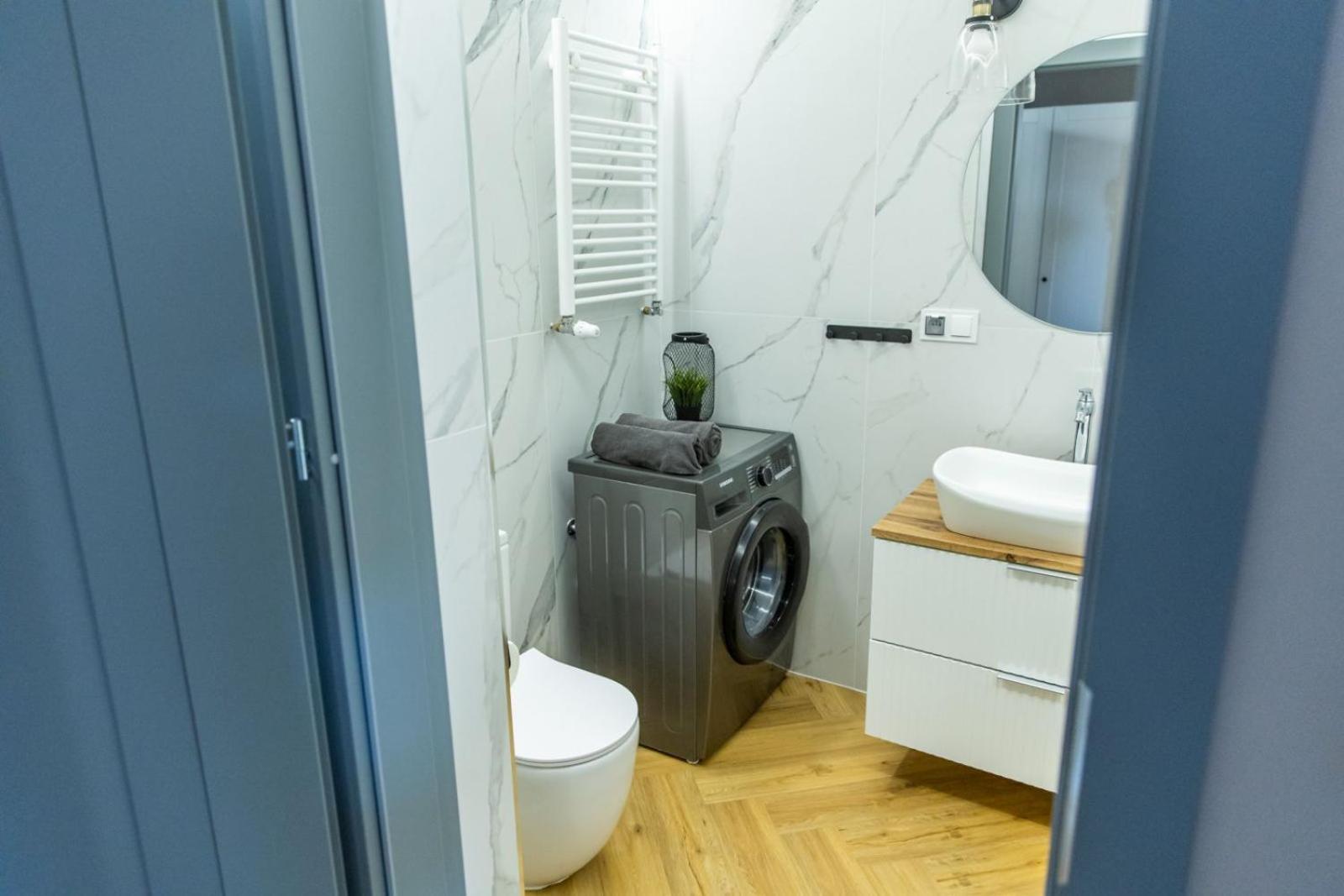 Solar Apartments I Stare Miasto 10Min I Priv Parking Free I Winda I Balkon Stary Toruń 외부 사진